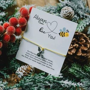 Bee Kind Bracelet | Size : OS | Color : Silver Yellow